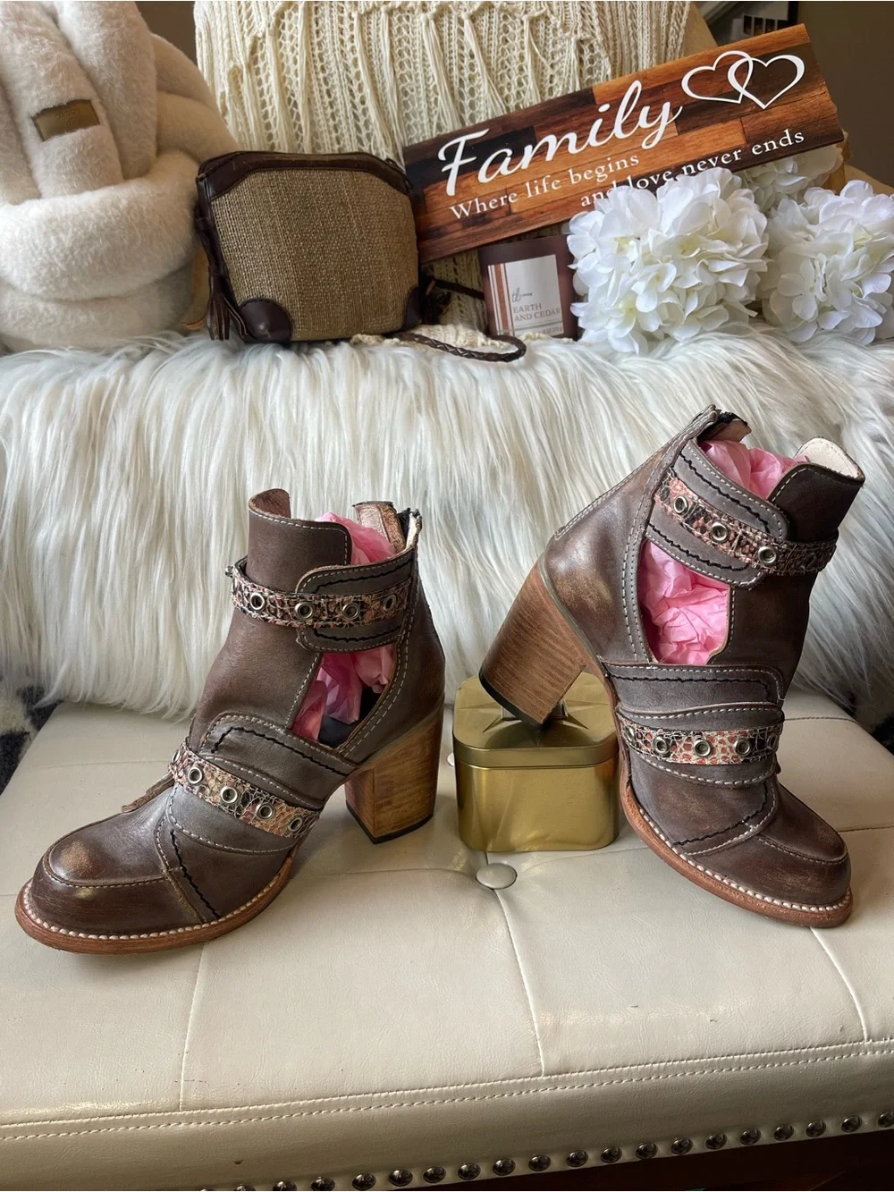 Freebird by Steven HTF Sonoma Ankle Boot in Stone Multi Colorway MSRP$275